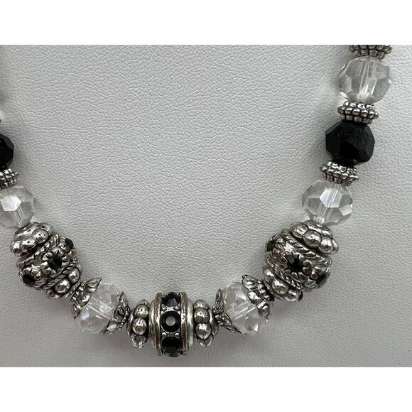 Necklace Silver Plated Black Glass Acrylic Geometric Shapes 18" Lobster Claw - Picture 3 of 6